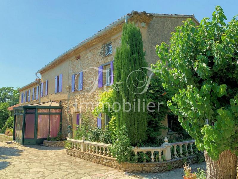 Provencal farmhouse in Rustrel